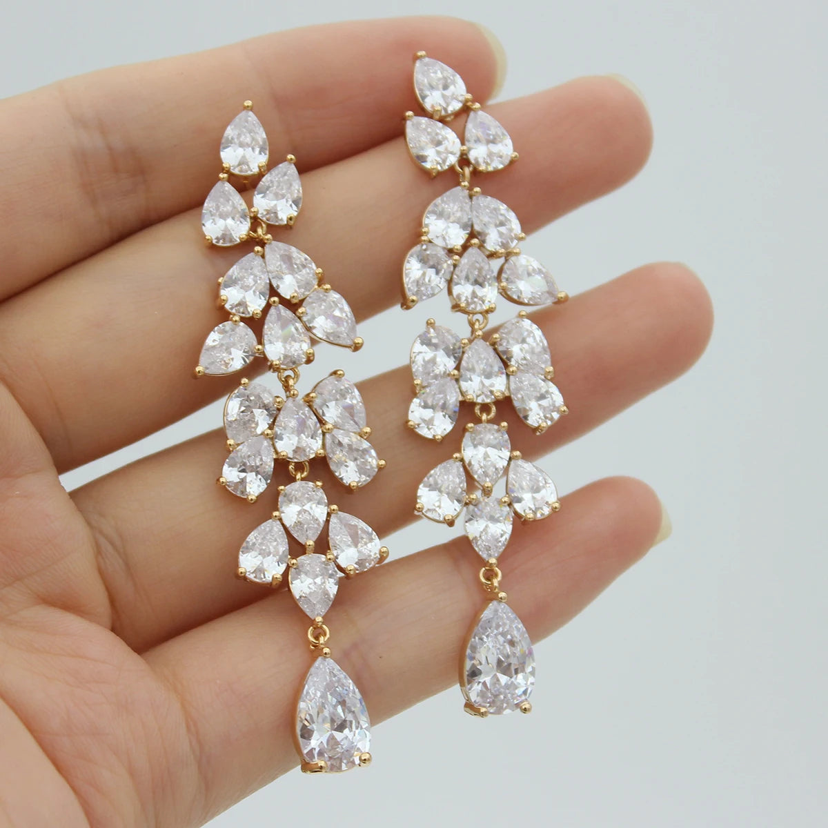 Luxury Evening Party Earrings for Women 2023 Trendy Shiny Flower Plant Dangle Earrings Purple Golden Jewelry Gift Wife