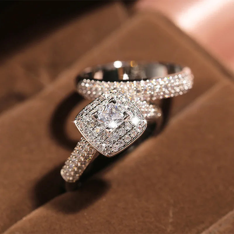 Ladies Luxury Oversized Zircon Ring Exquisite Gorgeous Fashion