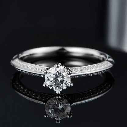 Romantic wedding ring, 0.5 carat high-quality lab-grown diamond, S925 sterling silver base, exquisite gift for girlfriend.