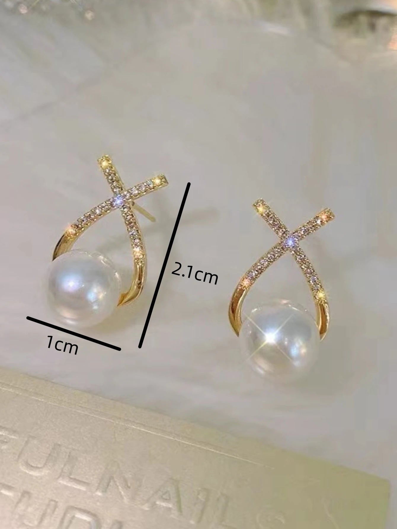 2 Pieces Of Women's Trendy Cross Studded Diamond Earrings