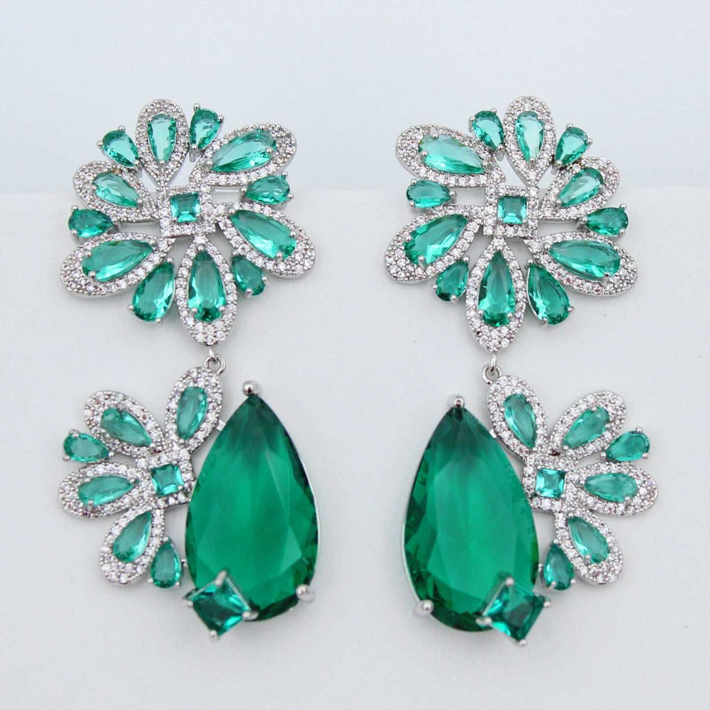 Luxury Evening Party Earrings for Women 2023 Trendy Shiny Flower Plant Dangle Earrings Purple Golden Jewelry Gift Wife
